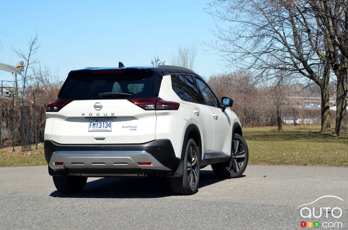 Nissan Rogue 2022, arrière